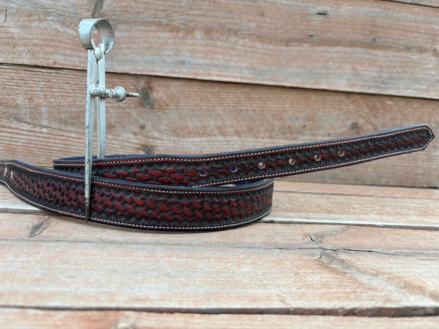 Mahogany Basket Stamped Belt
